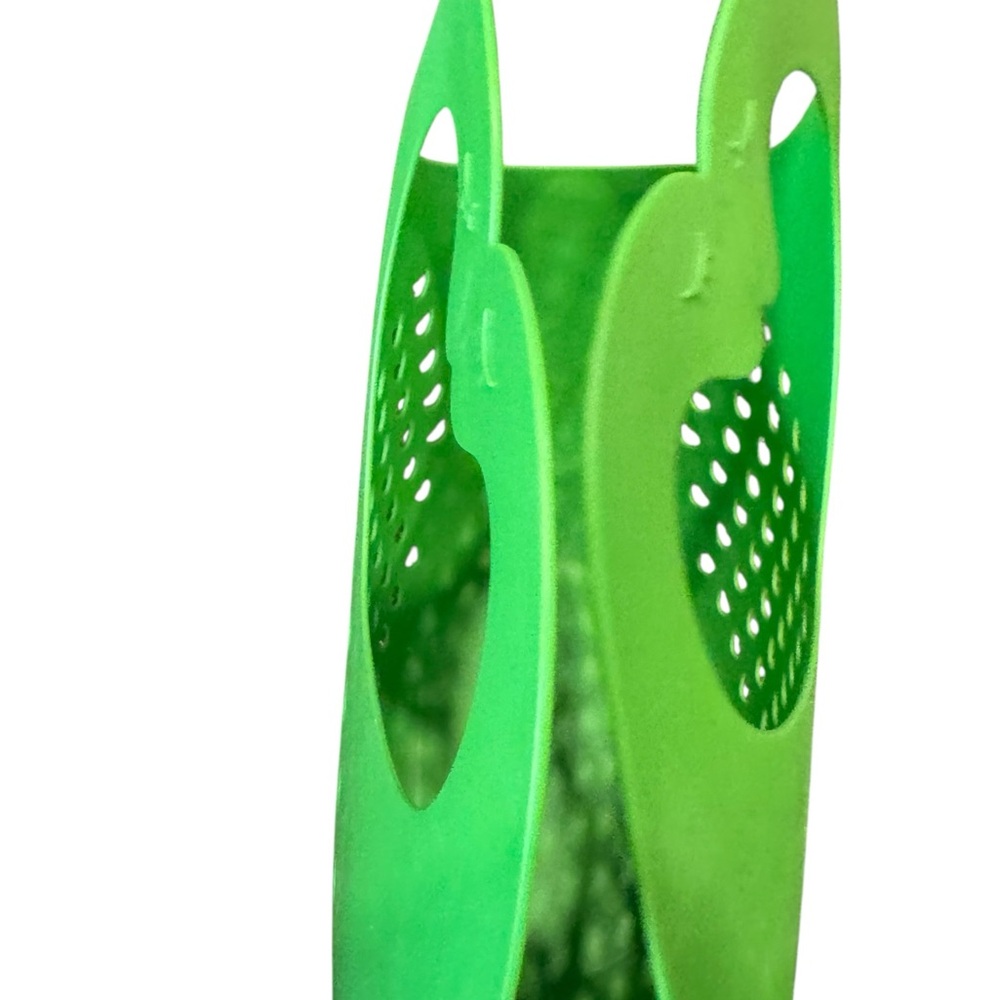 Green Heart-Shaped Basket - Picture 4 of 5